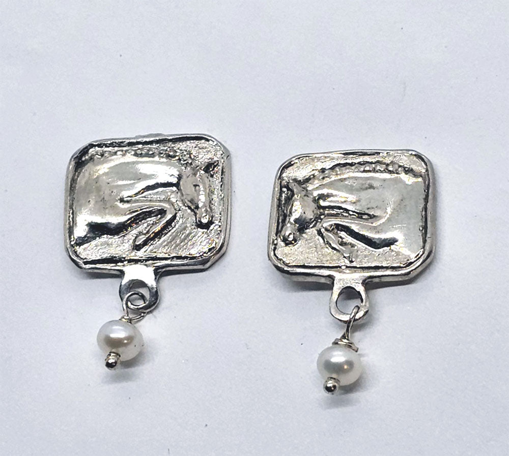 Jumper Horse Profile Stud Earrings with Pearl drop