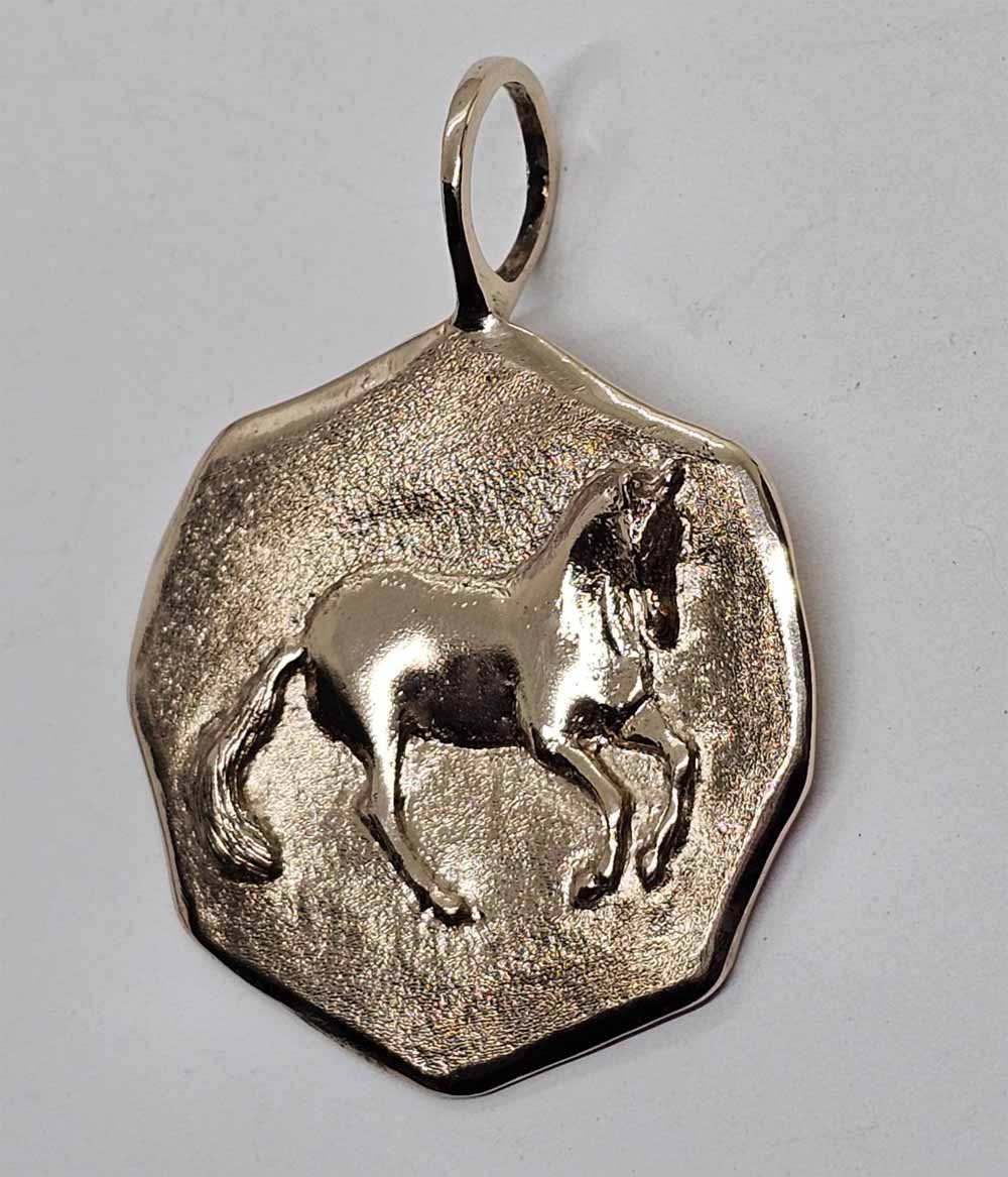 Pirouette Horse Medallion