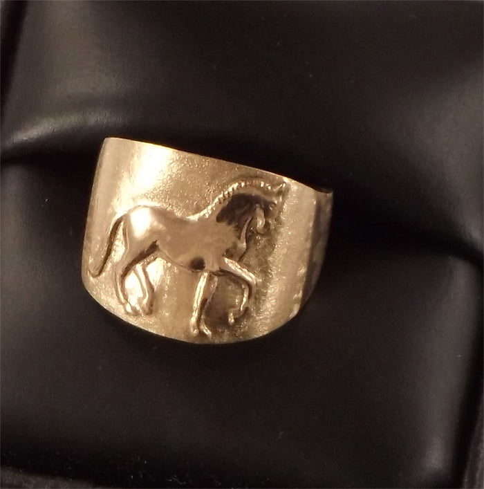 Piaffe Horse Ring Cigar Band