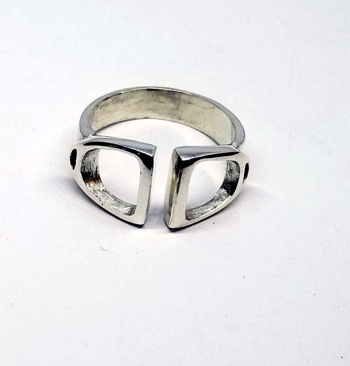 Double English Stirrup Ring - Tempi Design Studio