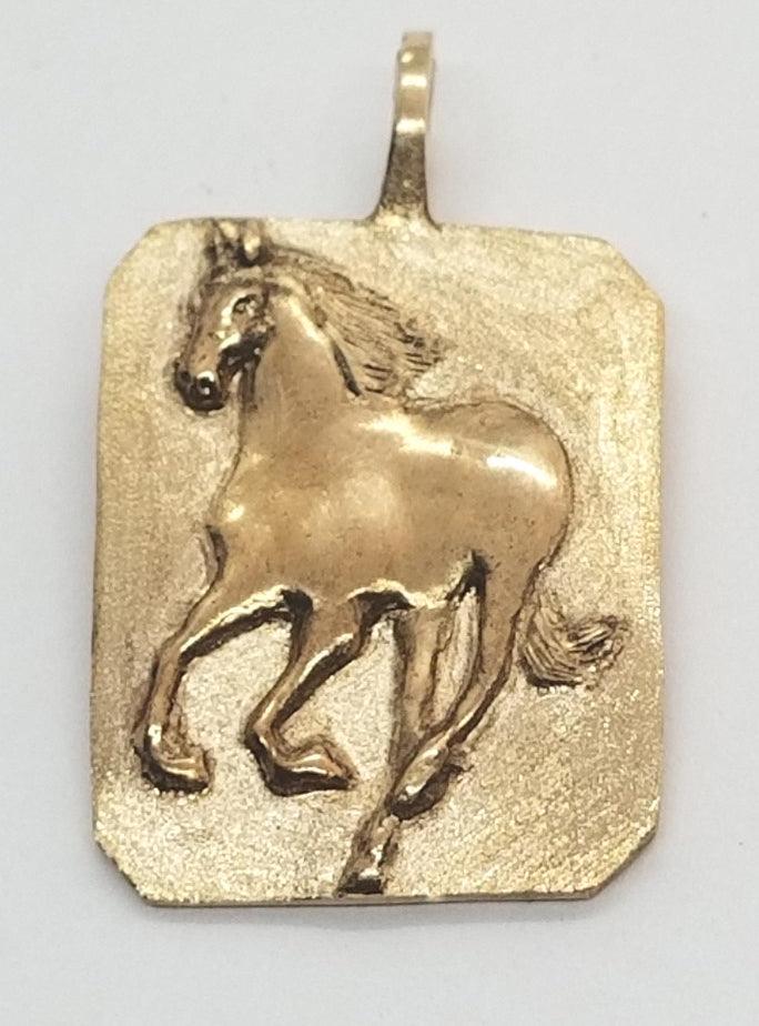 Freisian Horse Galloping Medallion - Tempi Design Studio