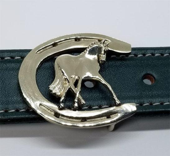 Horse Shoe With Half Pass Horse Buckle Medium