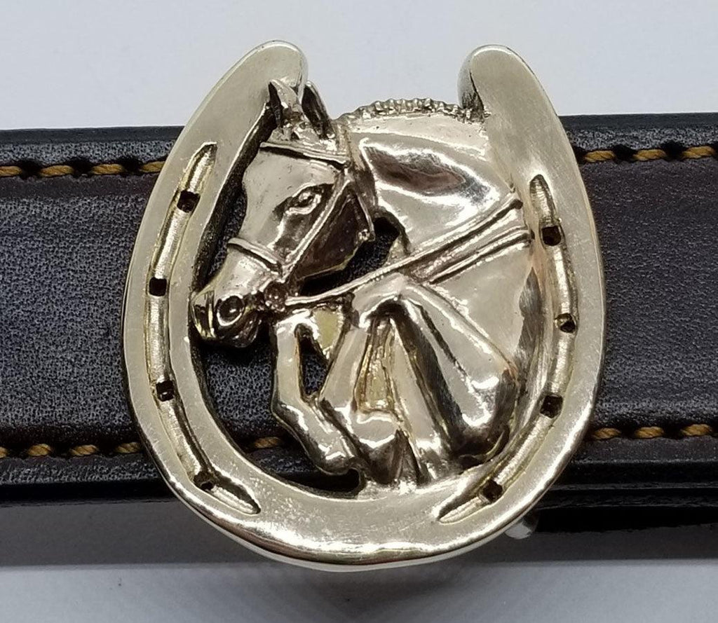 Jumper Horse on Horseshoe Buckle
