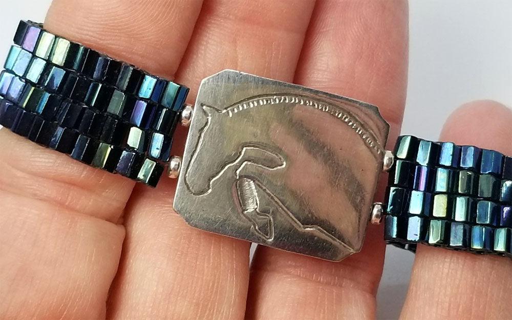 Jumper Profile Large on Woven Bead Bracelet