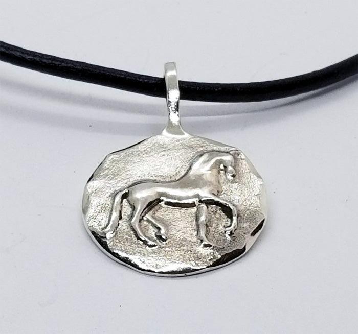 Piaffe Horse Round Pendant Medium - Tempi Design Studio