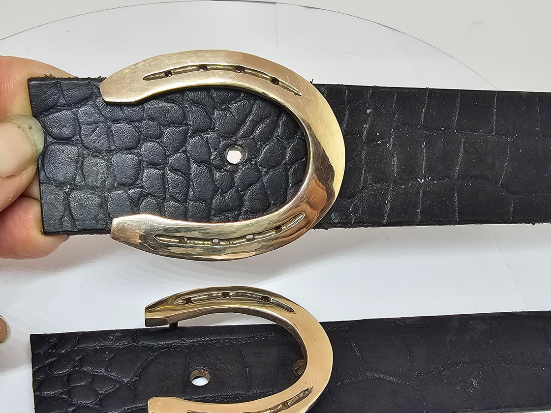Horse Shoe Buckle Heavy Weight