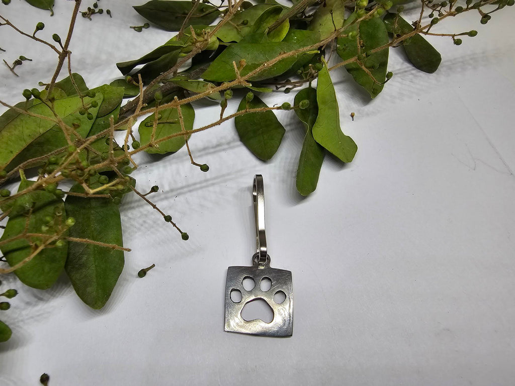 Paw Print Zipper Pull