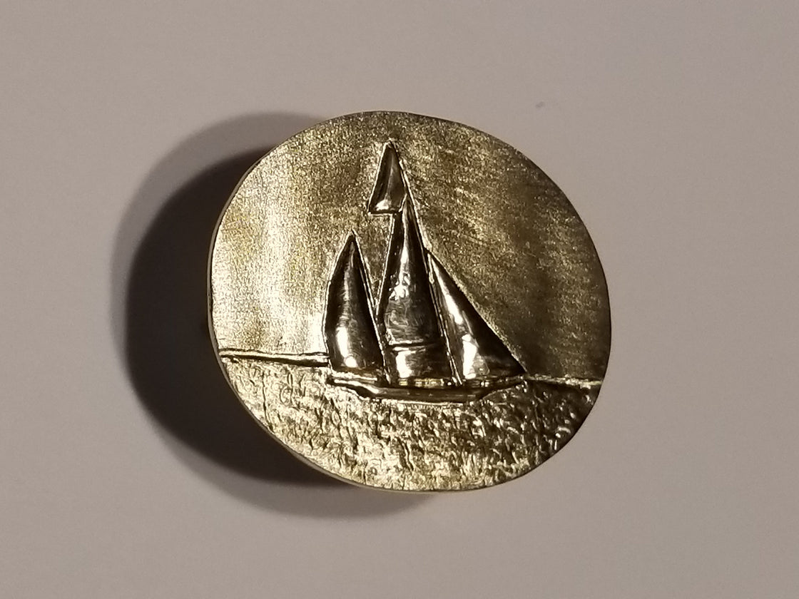 Log Canoe Buckle Oval