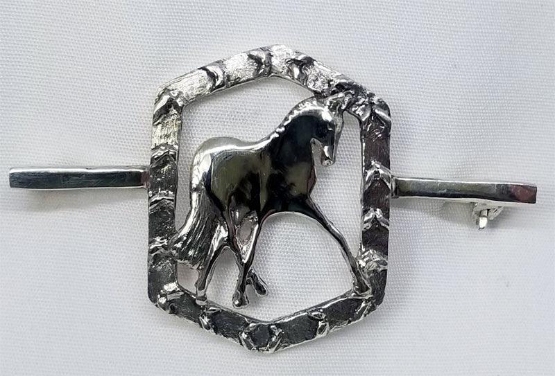 Half Pass Horse on Plaited Reins Stock PIn