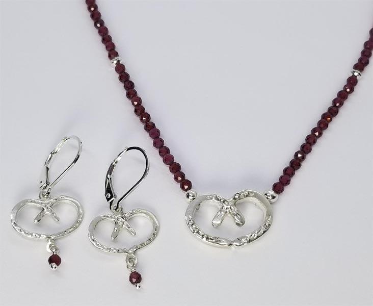 Horse Shoe Heart Small with Garnet Bead Necklace - Tempi Design Studio