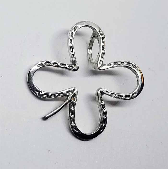 Horseshoe Four Leaf Clover
